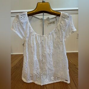 Abercrombie & Fitch white lace short sleeve top